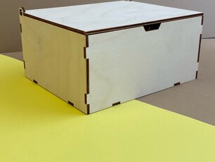 Шкатулка из фанеры с отделениям 13х16х8 см